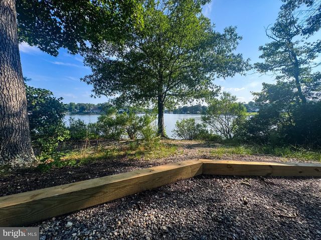 309 MONROE POINT DRIVE, Colonial Beach, VA 22443