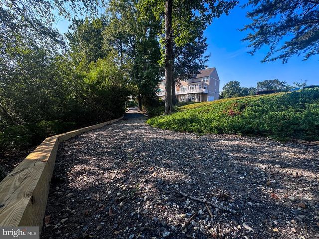 309 MONROE POINT DRIVE, Colonial Beach, VA 22443