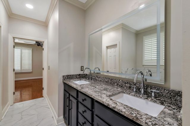 132 Pennystone Cir, Franklin, TN 37067