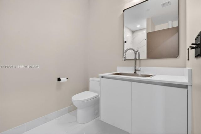 711 NE 23rd Ter PH-5904, Miami, FL 33137