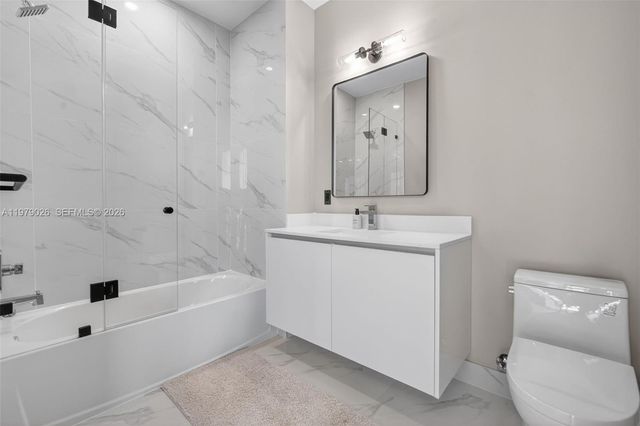 711 NE 23rd Ter PH-5904, Miami, FL 33137