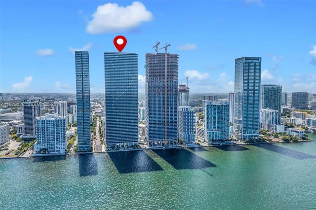 711 NE 23rd Ter PH-5904, Miami, FL 33137