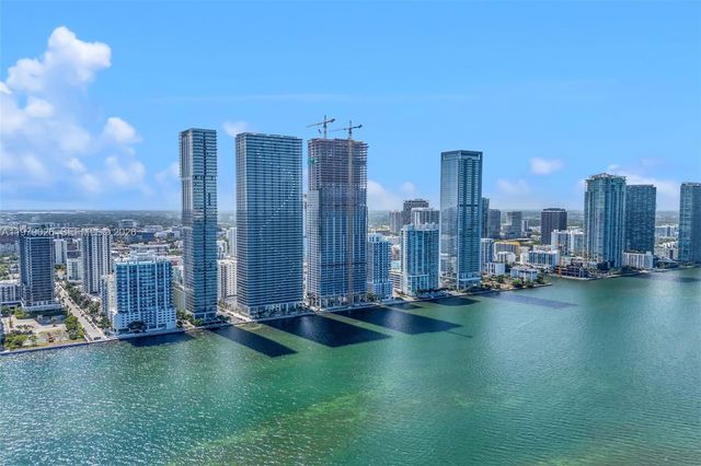 711 NE 23rd Ter PH-5904, Miami, FL 33137