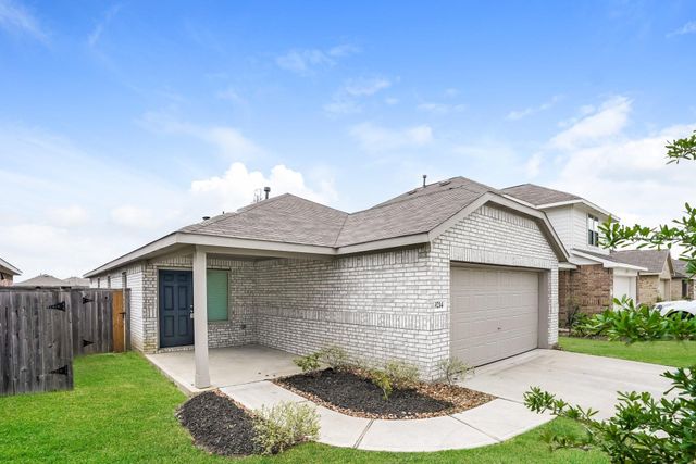 9214 Burnet Fields Drive, Baytown, TX 77521