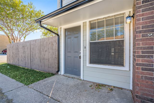 1044 Southmoor Drive 1050, Arlington, TX 76010