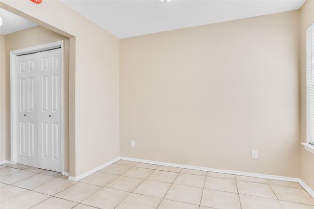 1044 Southmoor Drive 1050, Arlington, TX 76010