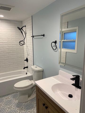 8409 Newland Avenue, Burbank, IL 60459