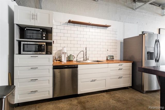 4621 W Vernor Highway, Detroit, MI 48209