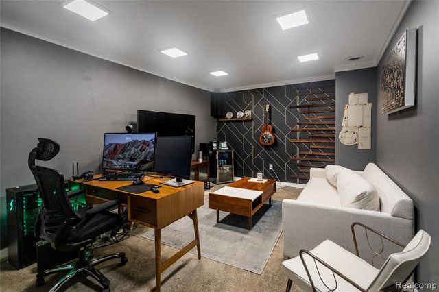 4621 W Vernor Highway, Detroit, MI 48209