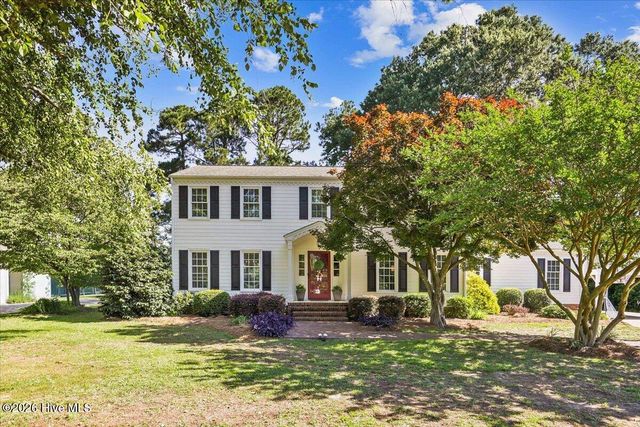 206 Ramblewood Drive, Mount Olive, NC 28365
