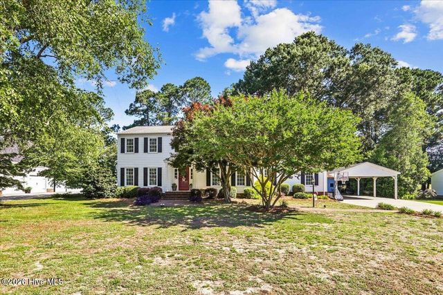206 Ramblewood Drive, Mount Olive, NC 28365