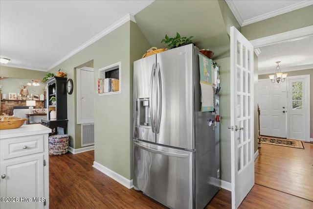 206 Ramblewood Drive, Mount Olive, NC 28365