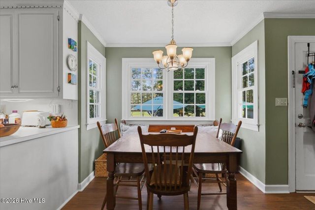 206 Ramblewood Drive, Mount Olive, NC 28365
