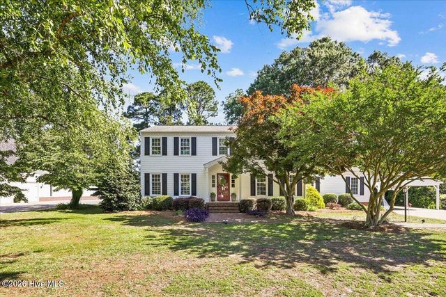 206 Ramblewood Drive, Mount Olive, NC 28365