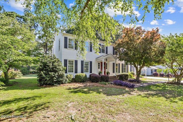 206 Ramblewood Drive, Mount Olive, NC 28365