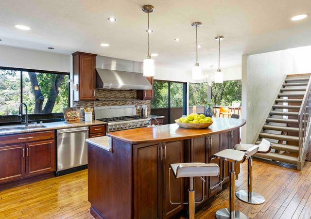 285 Escobar Road, Portola Valley, CA 94028