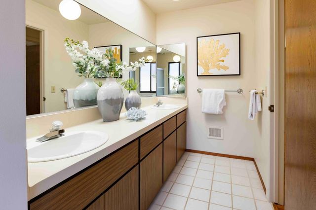 285 Escobar Road, Portola Valley, CA 94028