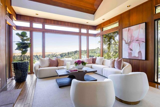 285 Escobar Road, Portola Valley, CA 94028