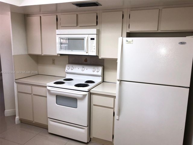 9082 SW 112 Place, Miami, FL 33176