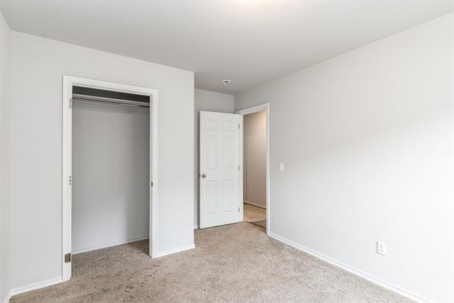 840 Highgarden Circle, Noble, OK 73068