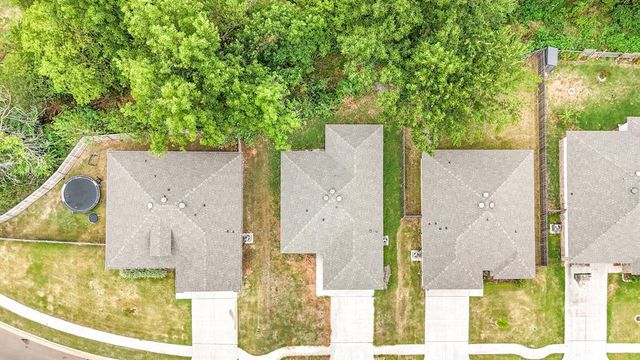840 Highgarden Circle, Noble, OK 73068