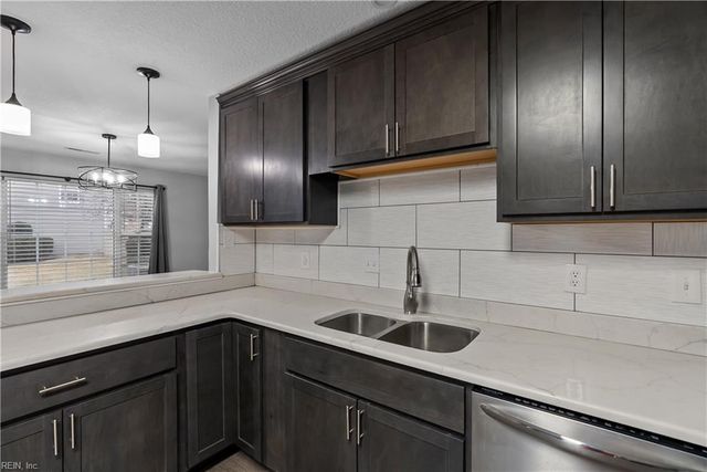 5127 Cypress Point CIR, Virginia Beach, VA 23455