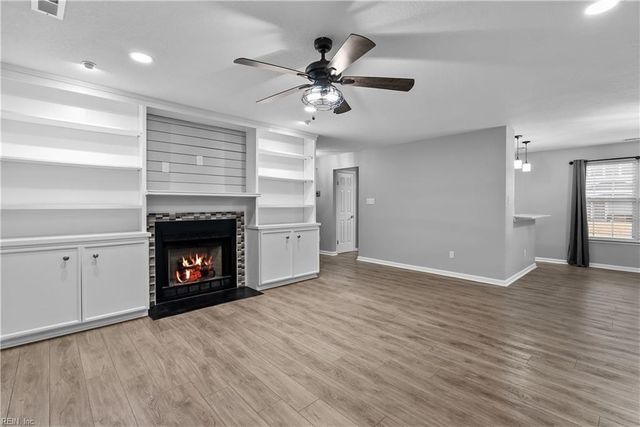 5127 Cypress Point CIR, Virginia Beach, VA 23455