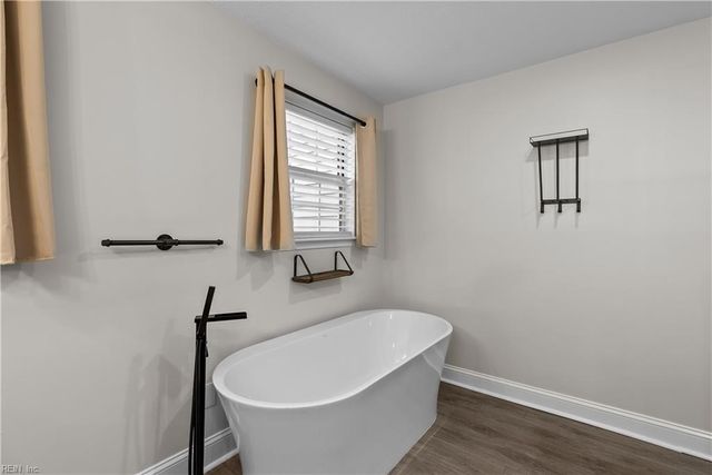 5127 Cypress Point CIR, Virginia Beach, VA 23455