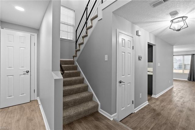 5127 Cypress Point CIR, Virginia Beach, VA 23455