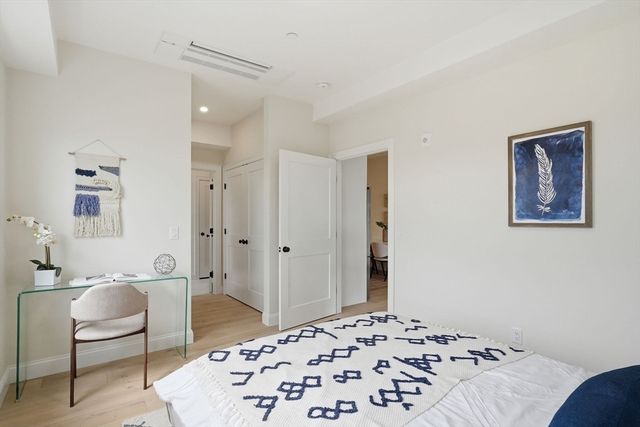 66 Tileston St 9, Everett, MA 02149