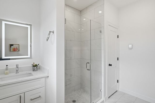 66 Tileston St 9, Everett, MA 02149
