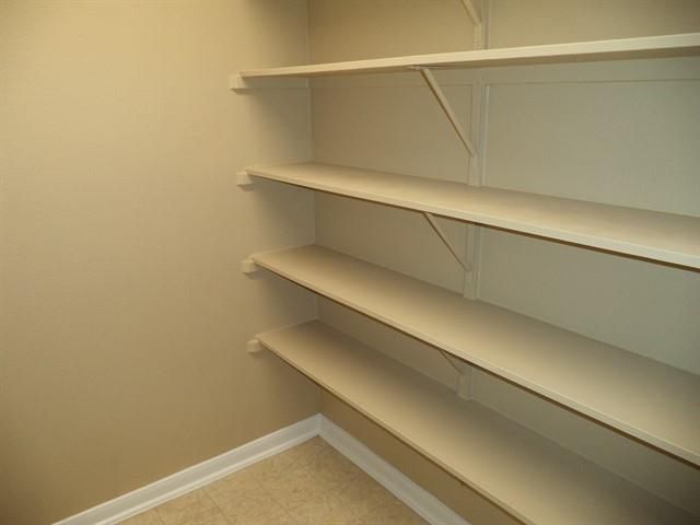 2903 Windy Hollow Lane, League City, TX 77539