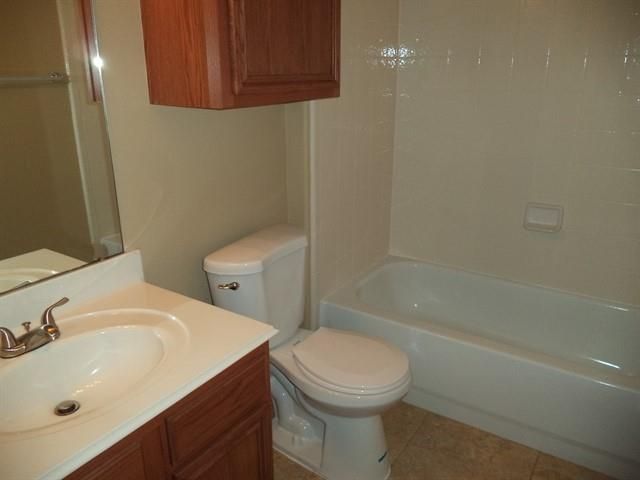 2903 Windy Hollow Lane, League City, TX 77539