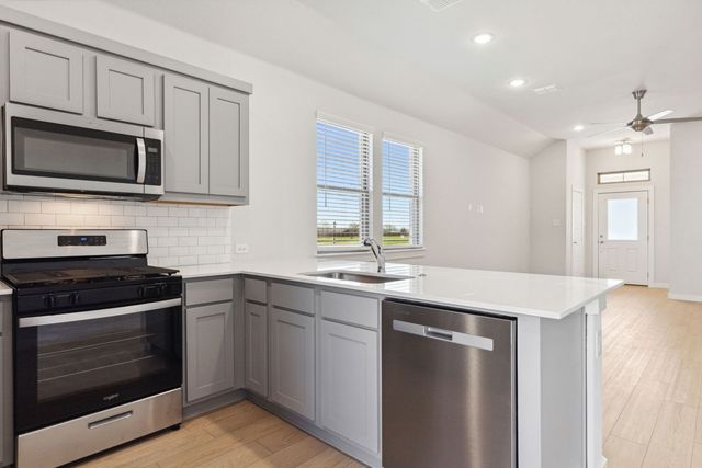 857 River Lane, Lavon, TX 75166