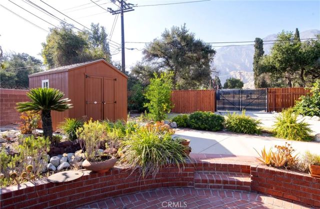 2201 Roosevelt Avenue, Altadena, CA 91001