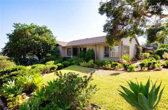 2201 Roosevelt Avenue, Altadena, CA 91001