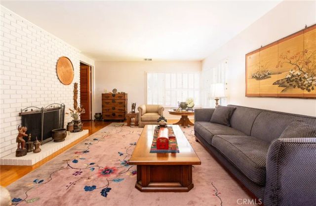 2201 Roosevelt Avenue, Altadena, CA 91001