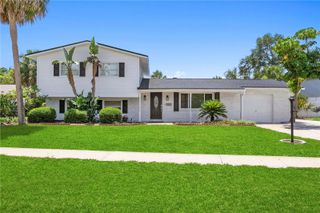 8412 FLAGSTONE DRIVE, Tampa, FL 33615