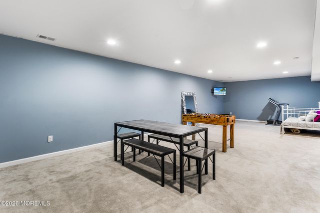10 Gina Drive, Allentown, NJ 08501
