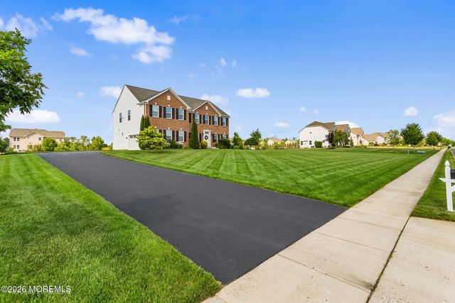 10 Gina Drive, Allentown, NJ 08501