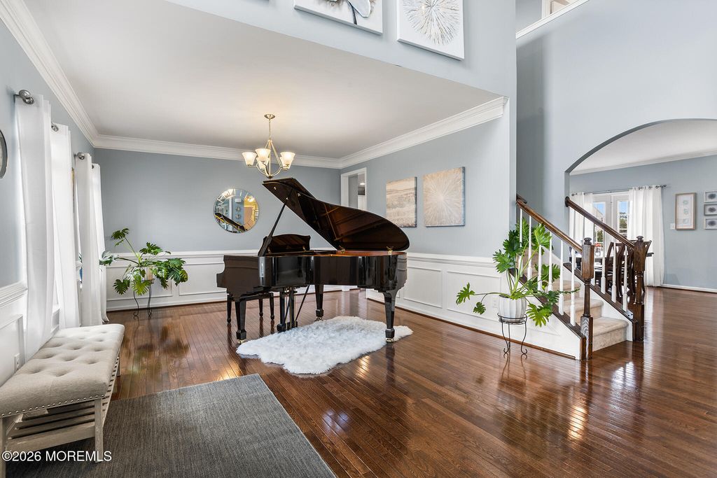 10 Gina Drive, Allentown, NJ 08501