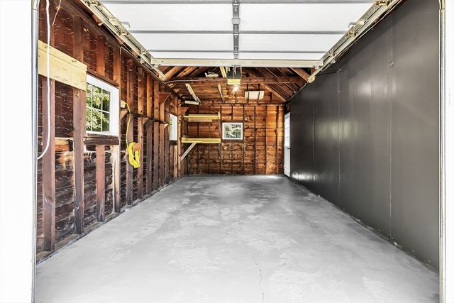 370 Main St, Holden, MA 01520