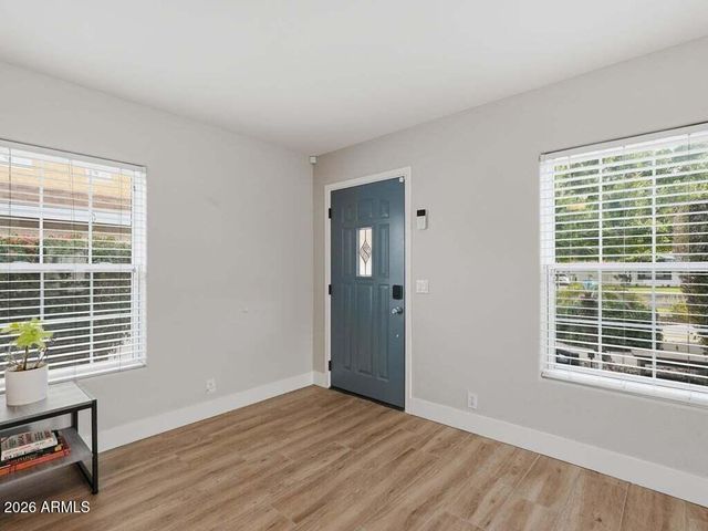 542 W Palm Lane, Phoenix, AZ 85003