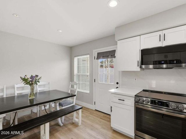 542 W Palm Lane, Phoenix, AZ 85003