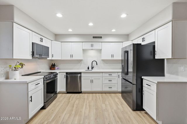 542 W Palm Lane, Phoenix, AZ 85003