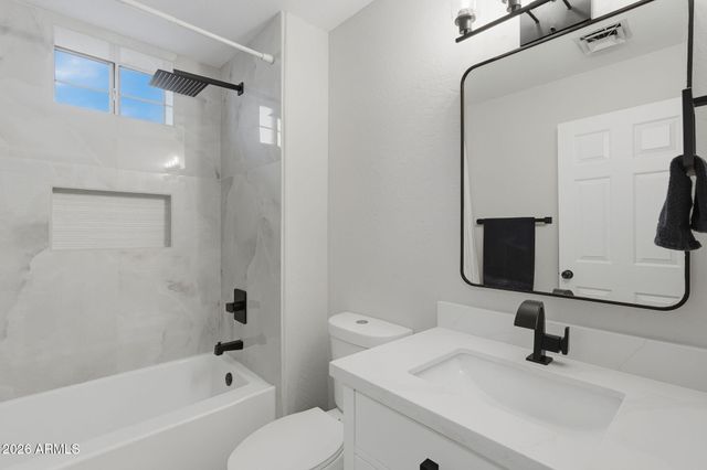 542 W Palm Lane, Phoenix, AZ 85003