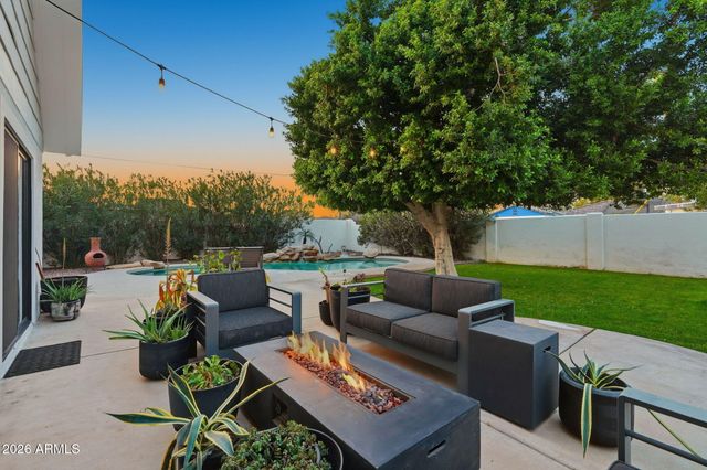 542 W Palm Lane, Phoenix, AZ 85003