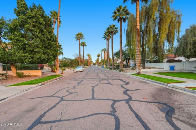 542 W Palm Lane, Phoenix, AZ 85003