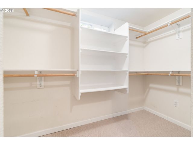 6716 N COMMERCIAL Ave, Portland, OR 97217