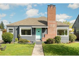 6716 N COMMERCIAL Ave, Portland, OR 97217